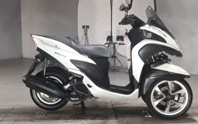 YAMAHA TRICITY 125 SE82J