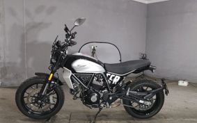 DUCATI SCRAMBLER ICON 7K00AA