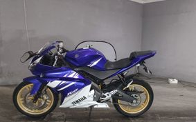 YAMAHA YZF-R125 RE06