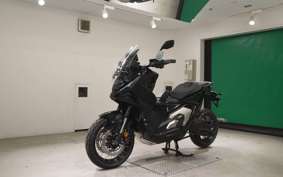 HONDA X-ADV 750 2026 RH21