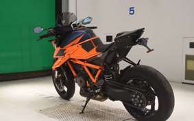KTM 1290 SUPER DUKE R 2021