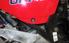 KAWASAKI GPZ400 1997 ZX400C