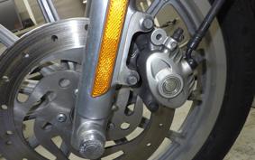 HARLEY XL883 2005