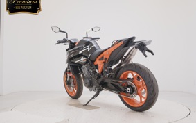 KTM 890 DUKE GP 2023