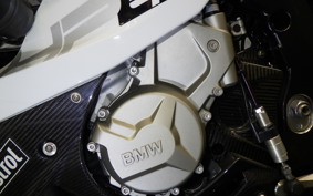 BMW HP4 2014