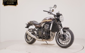 KAWASAKI Z900RS 2025 ZR900K