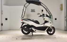 HONDA PCX125-2ﾔﾈﾂｷ 1997 JF56