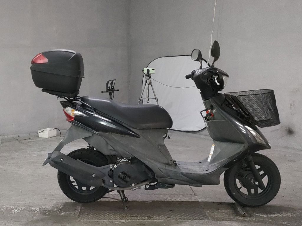 Фото Suzuki ADDRESS V125 с японского аукциона