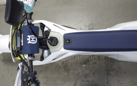 HUSQVARNA TE250I