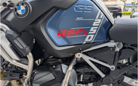 BMW R1250GS ADVENTURE 2023 0M11