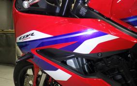 HONDA CBR650R E-Clutch 2026 RH17