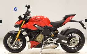 DUCATI STREETFIGHTER V4 S 2023