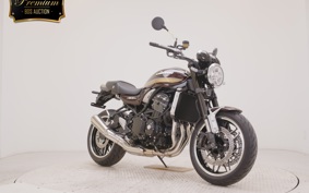 KAWASAKI Z900RS 2026 ZR900K
