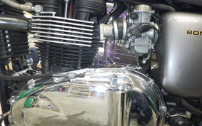 TRIUMPH BONNEVILLE T100 2011