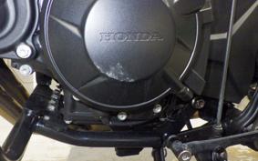 HONDA CB750 HORNET 2025 RH24
