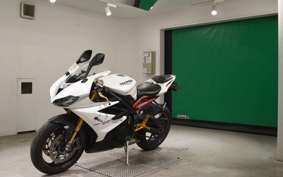 TRIUMPH DAYTONA 675 R 2015
