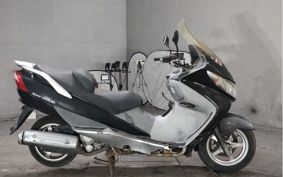 SUZUKI SKYWAVE 250 CJ43A