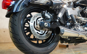 HARLEY FXDL 2009 GN4