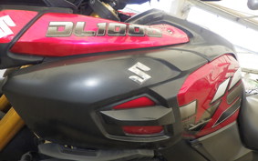 SUZUKI DL1000 ( V-Strom 1000 ) A