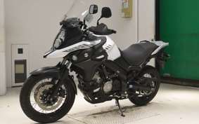 SUZUKI Vｽﾄﾛｰﾑ650XTA 2018 C733A