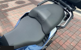 BMW S1000XR 2024 0P11