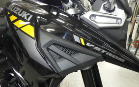 SUZUKI DL1000 ( V-Strom 1050 ) XT EF11M