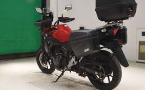 SUZUKI Vｽﾄﾛｰﾑ250