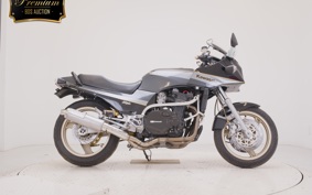 KAWASAKI GPZ900R NINJA 2025 ZX900A