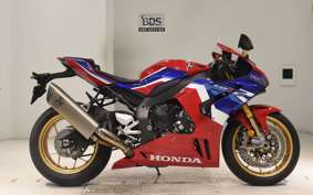 HONDA CBR1000RR RSP 2024 SC82