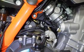 KTM 890 DUKE R 2021