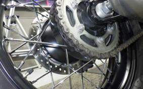 TRIUMPH BONNEVILLE T100 2023
