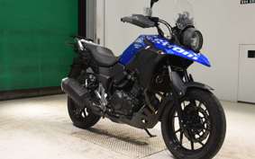 SUZUKI Vｽﾄﾛｰﾑ250A 2005