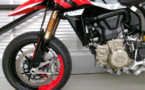 DUCATI DUKATE HYPERMOTARD 698 MONO RVE 2025 4B00