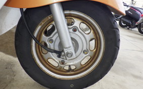 SYM UMI 100