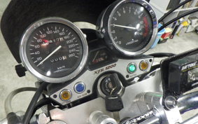 YAMAHA XJR1200 1998 4KG