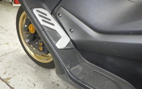 YAMAHA T-MAX 560 T 2021