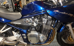 SUZUKI BANDIT1200S 2001 GV77A