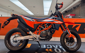 KTM 690 SMC R 2024 LSV40