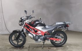 HONDA VTR 250 MC33