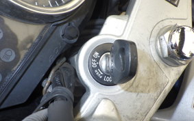 SUZUKI GSR250