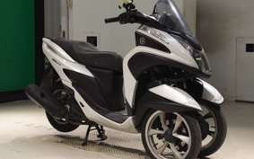 YAMAHA TRICITY 125 2018 SE82J