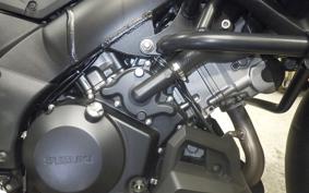 SUZUKI DL1000 ( V-Strom 1000 ) A 2015 VU51A