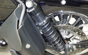 HARLEY XL1200V 2013
