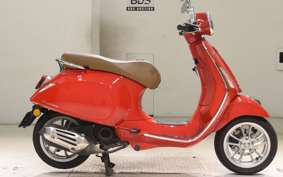 VESPA PRIMAVERA 50 2023