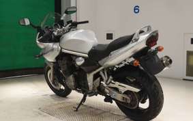 SUZUKI BANDIT 1200 S 2004 GV77A