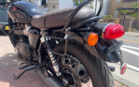 TRIUMPH  TRIUMPH  BONNEVILLE T120 BLACK  2024 DAD75H