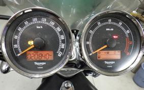 TRIUMPH ROCKET III 2015