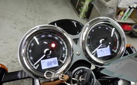 TRIUMPH BONNEVILLE T120 2023