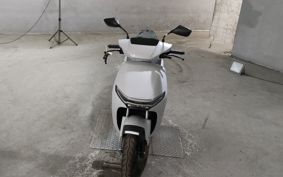 HONDA CUV e EF18