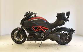 DUCATI ディアベル 2011